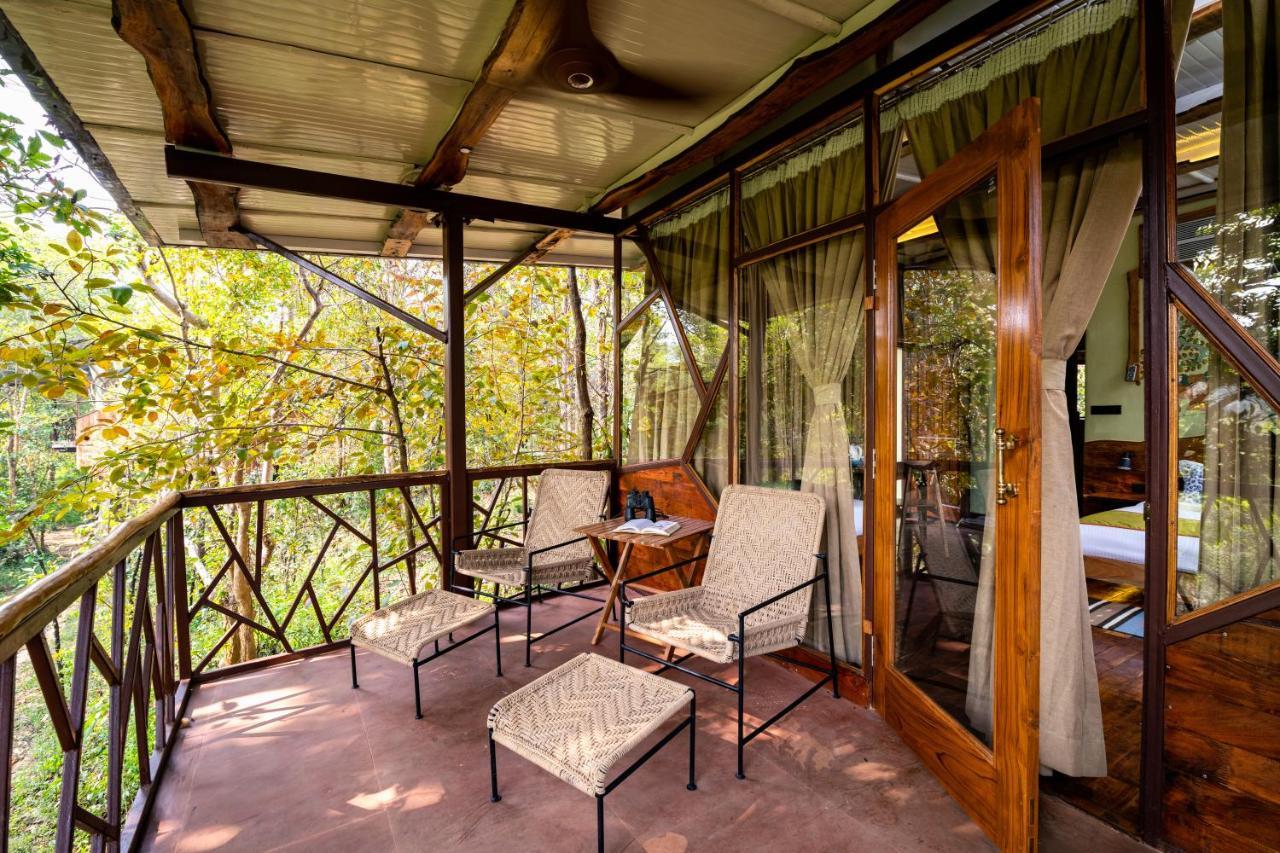 Kanha Jungle Camp ภายนอก รูปภาพ