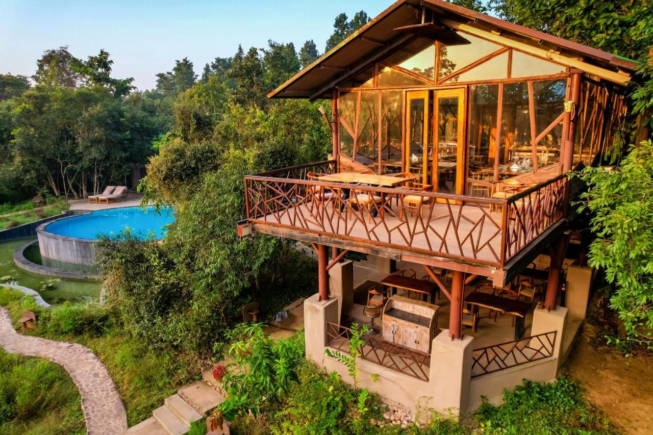Kanha Jungle Camp ภายนอก รูปภาพ