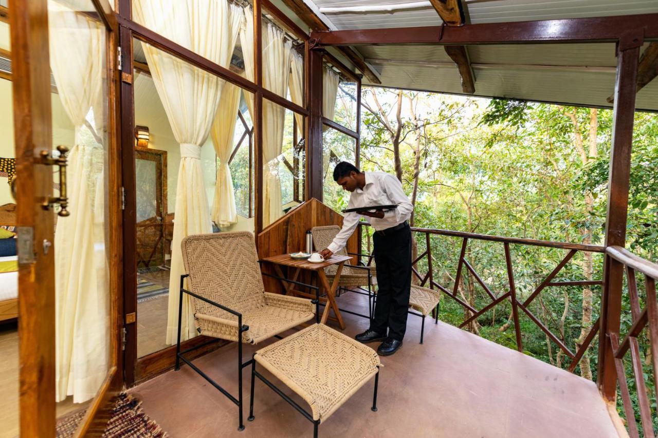 Kanha Jungle Camp ภายนอก รูปภาพ