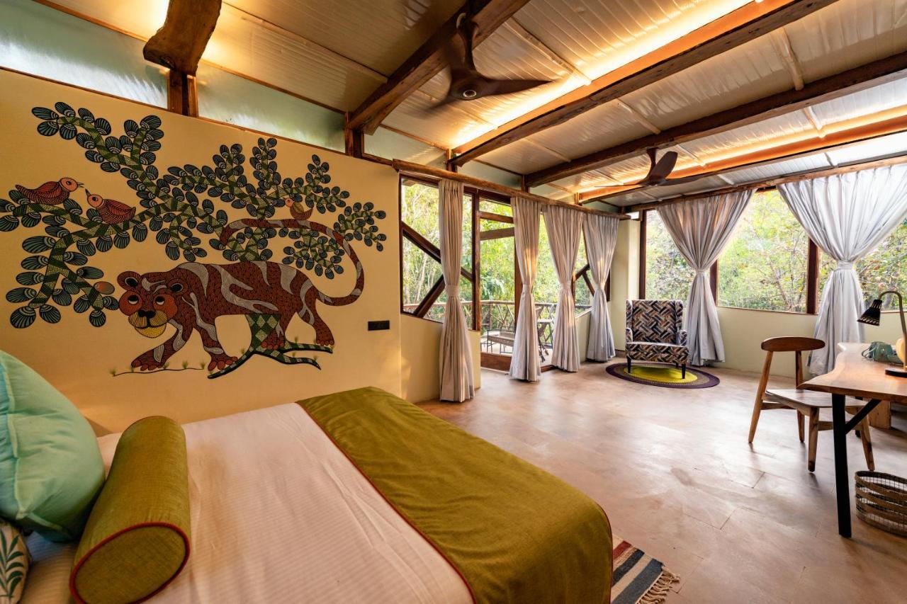 Kanha Jungle Camp ภายนอก รูปภาพ